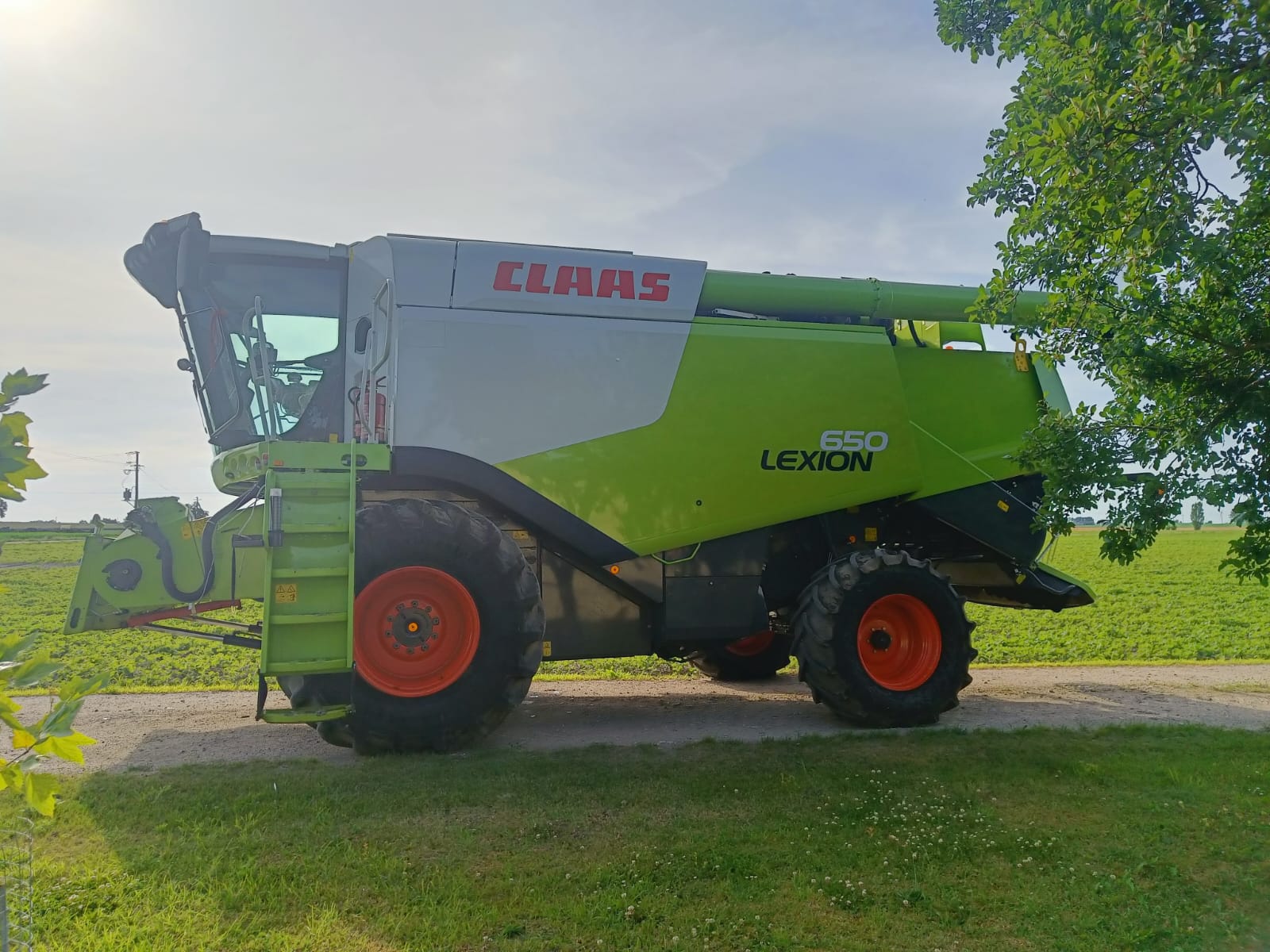 Kombajn zbożowy Claas Lexion 650