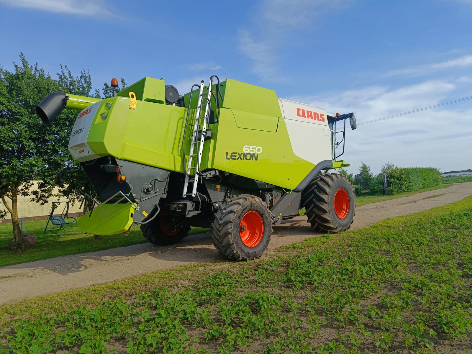 Kombajn zbożowy Claas Lexion 650