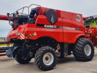 Kombajn zbożowy CASE IH 8230