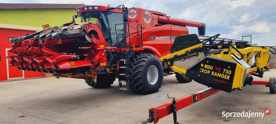 Kombajn zbożowy CASE IH 8230