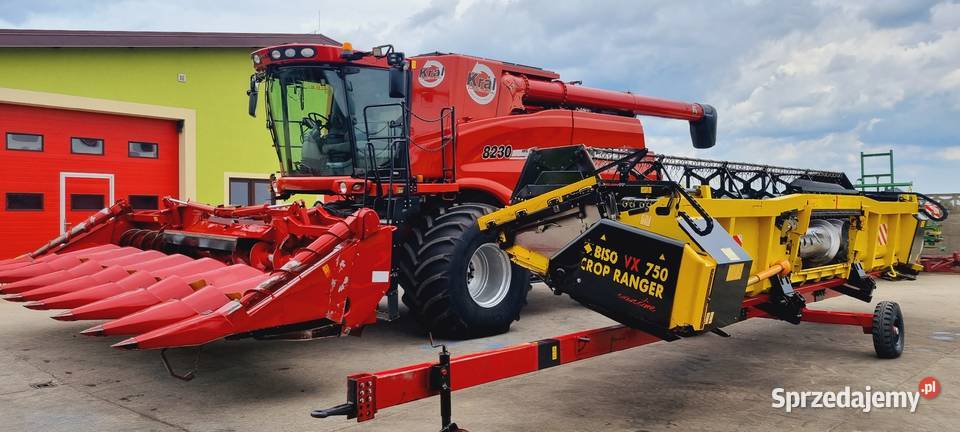 Kombajn zbożowy CASE IH 8230