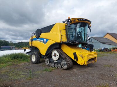 Kombajn zbożowy New Holland CX 8.80