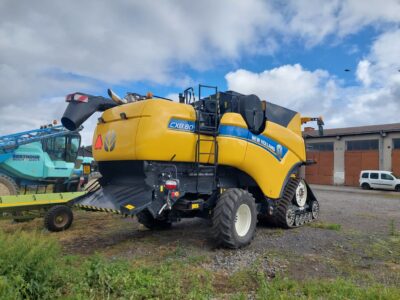 Kombajn zbożowy New Holland CX 8.80