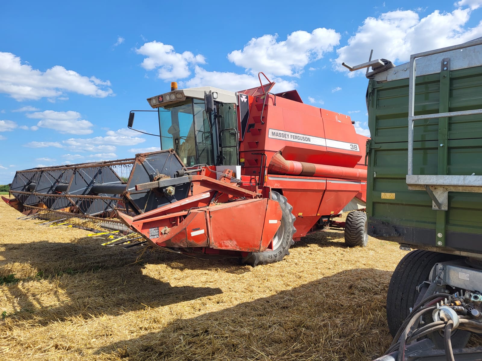 Kombajn zbożowy Massey Ferguson 38