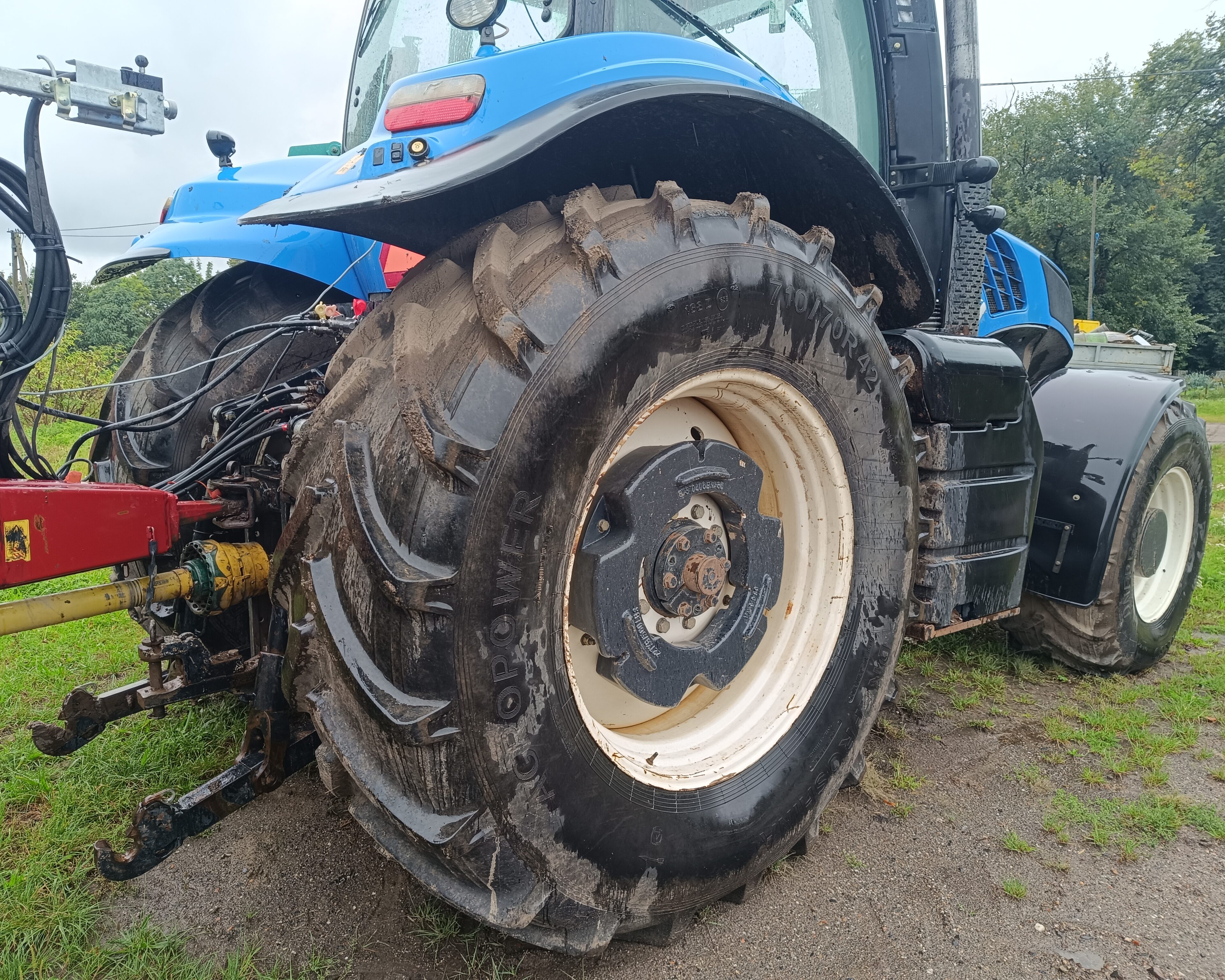 New Holland T 8.330