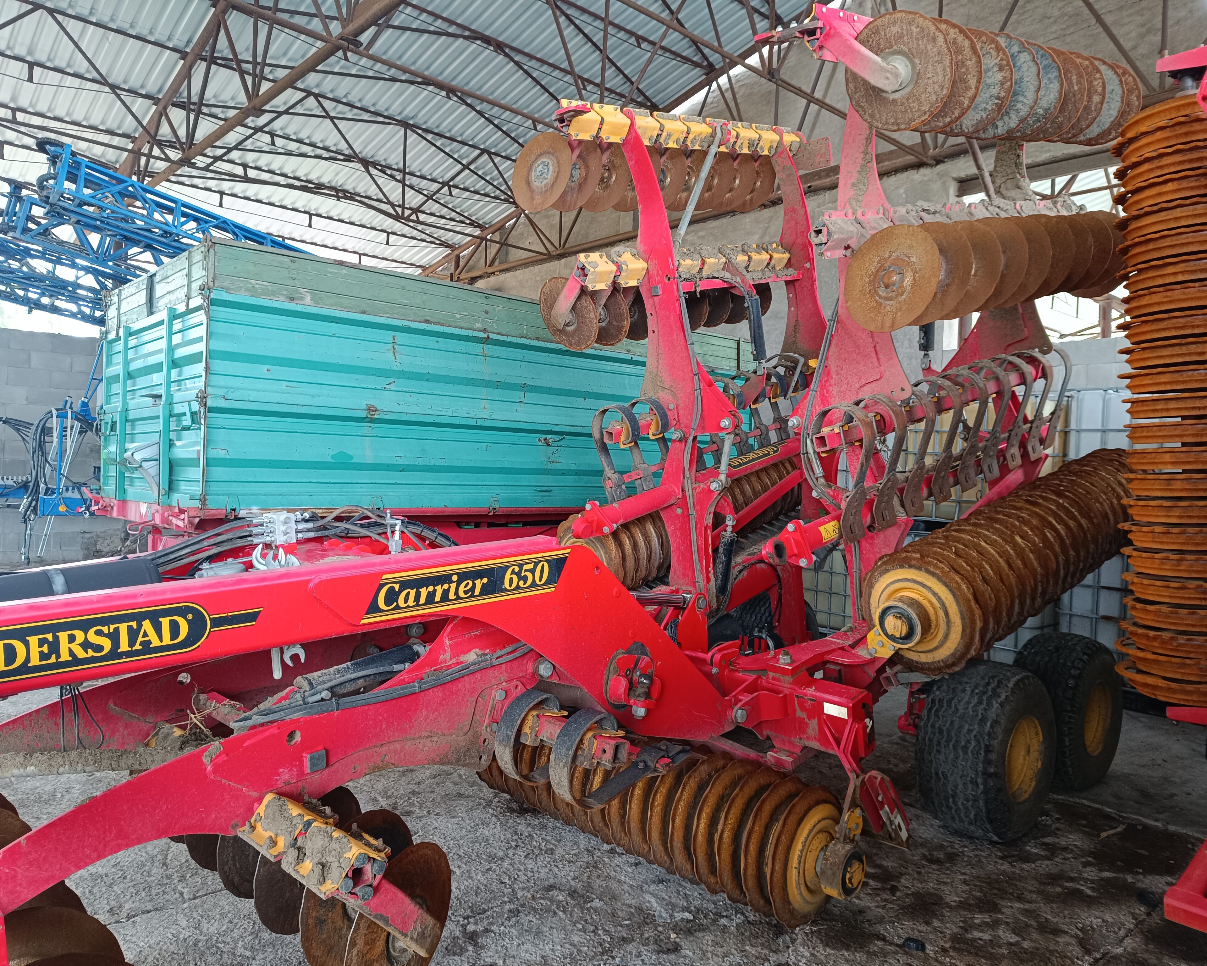 Brona talerzowa Vaderstad Carrier 650