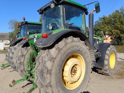 John Deere 7930