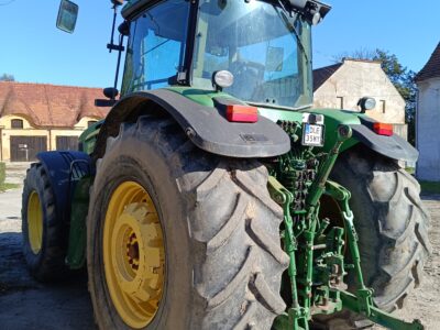 John Deere 7930