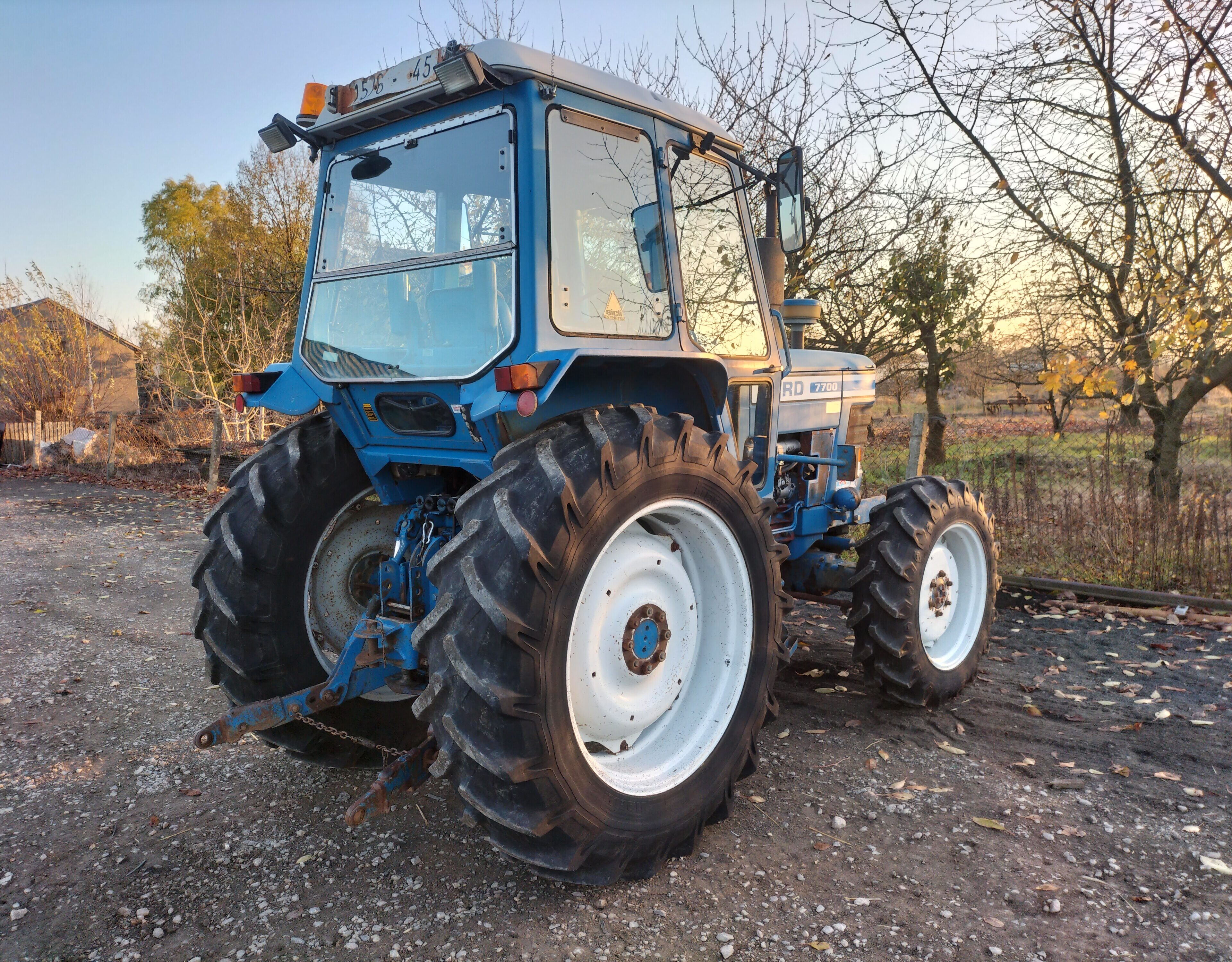 Ford 7700 New Holland