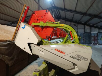 Claas Tucano 450