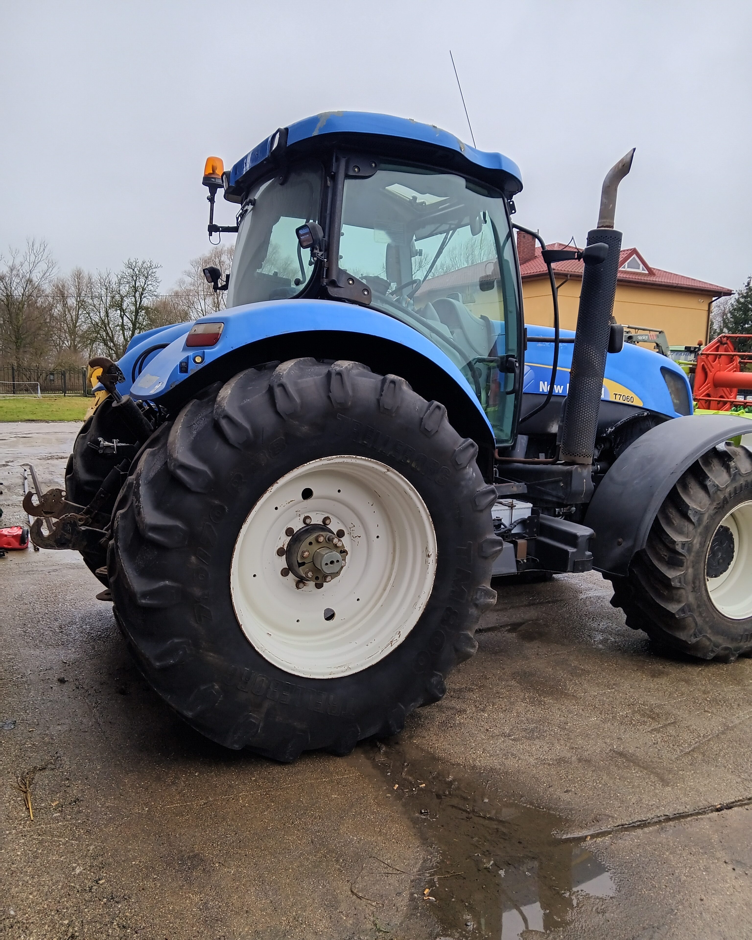 New Holland t 7060 pneumatyka