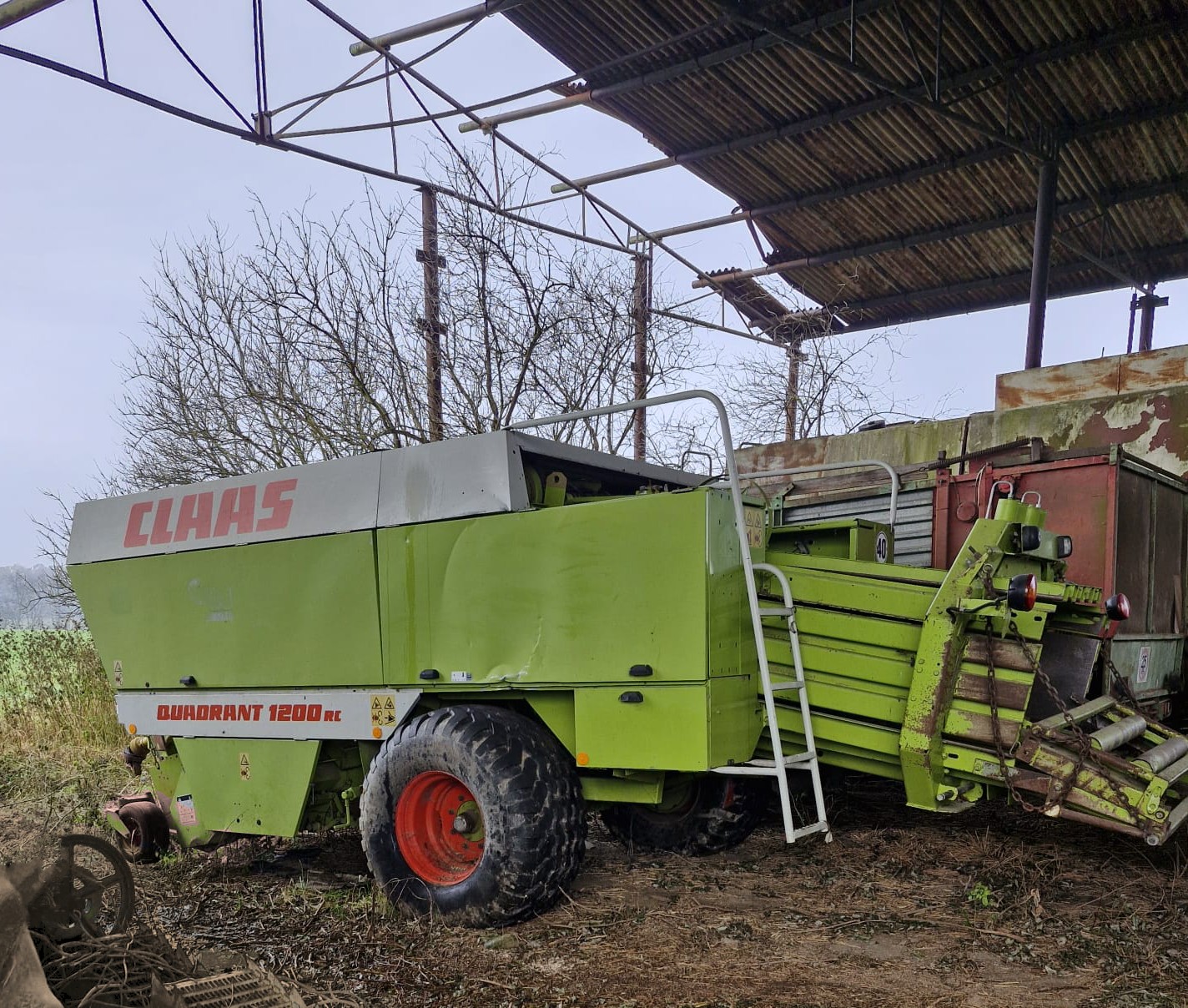 Claas Quadrant 1200, rok produkcji 1996