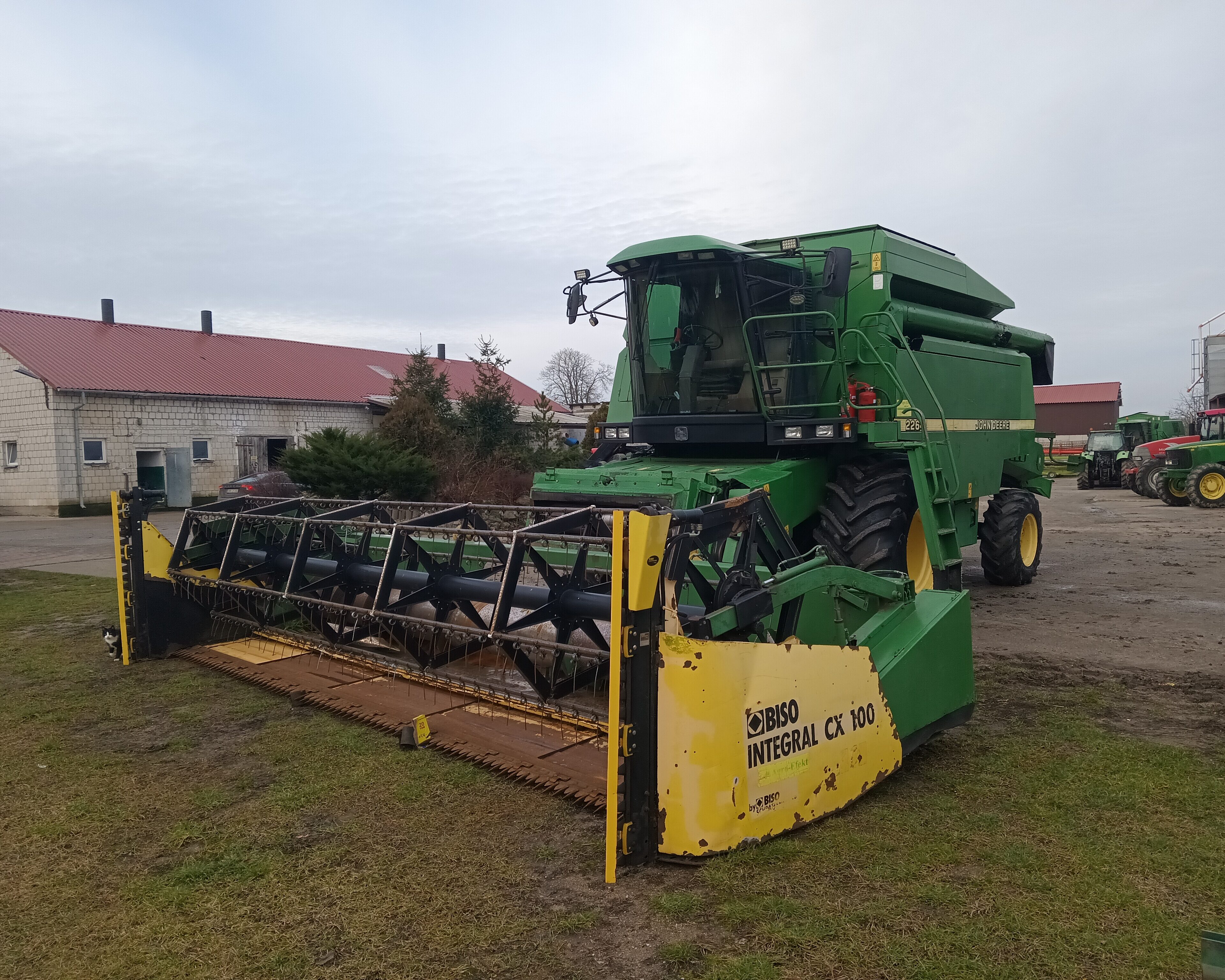 John Deere 2264