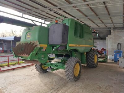 John Deere T 560. Rok 2014