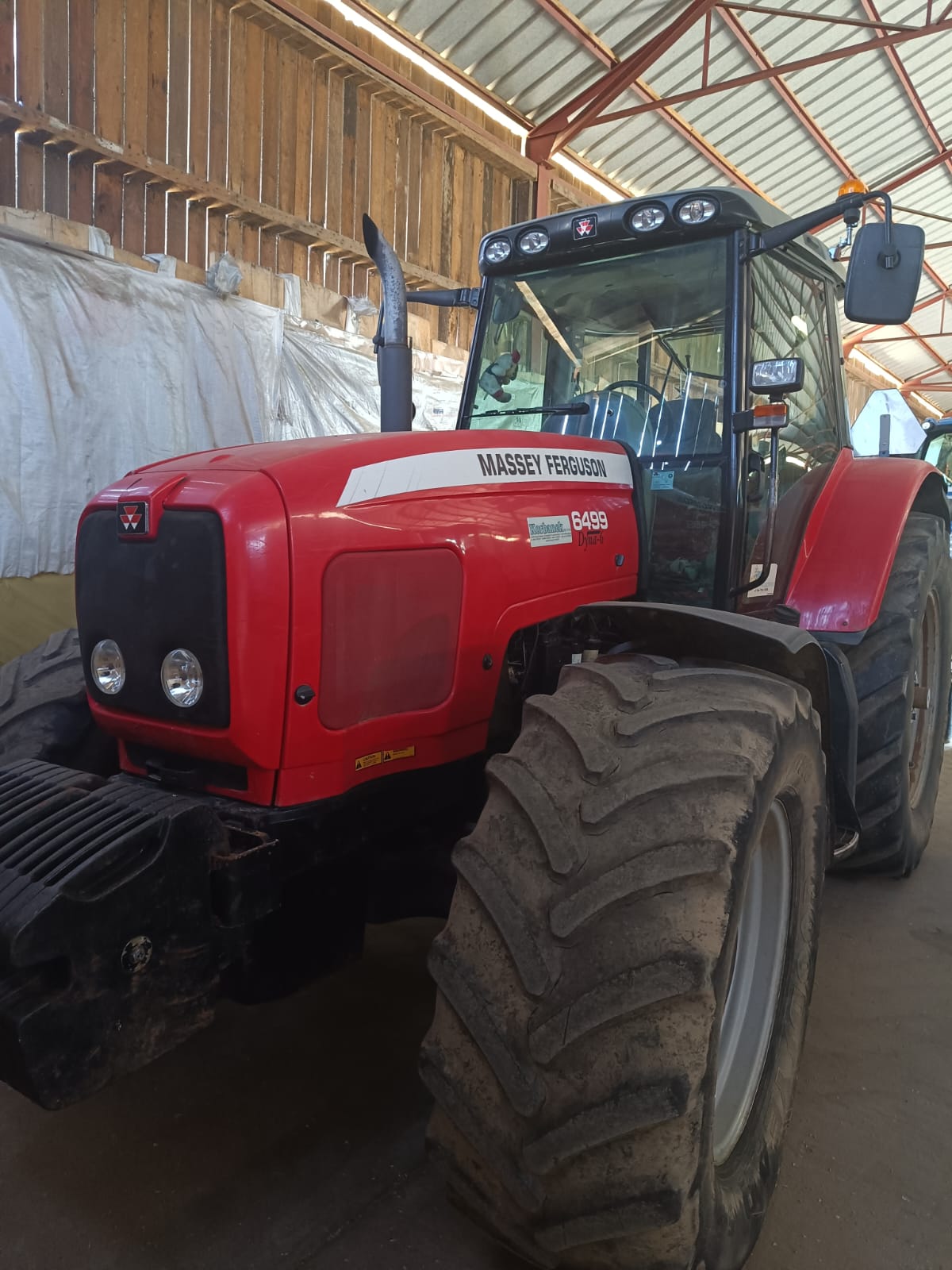 Massey Ferguson 6499