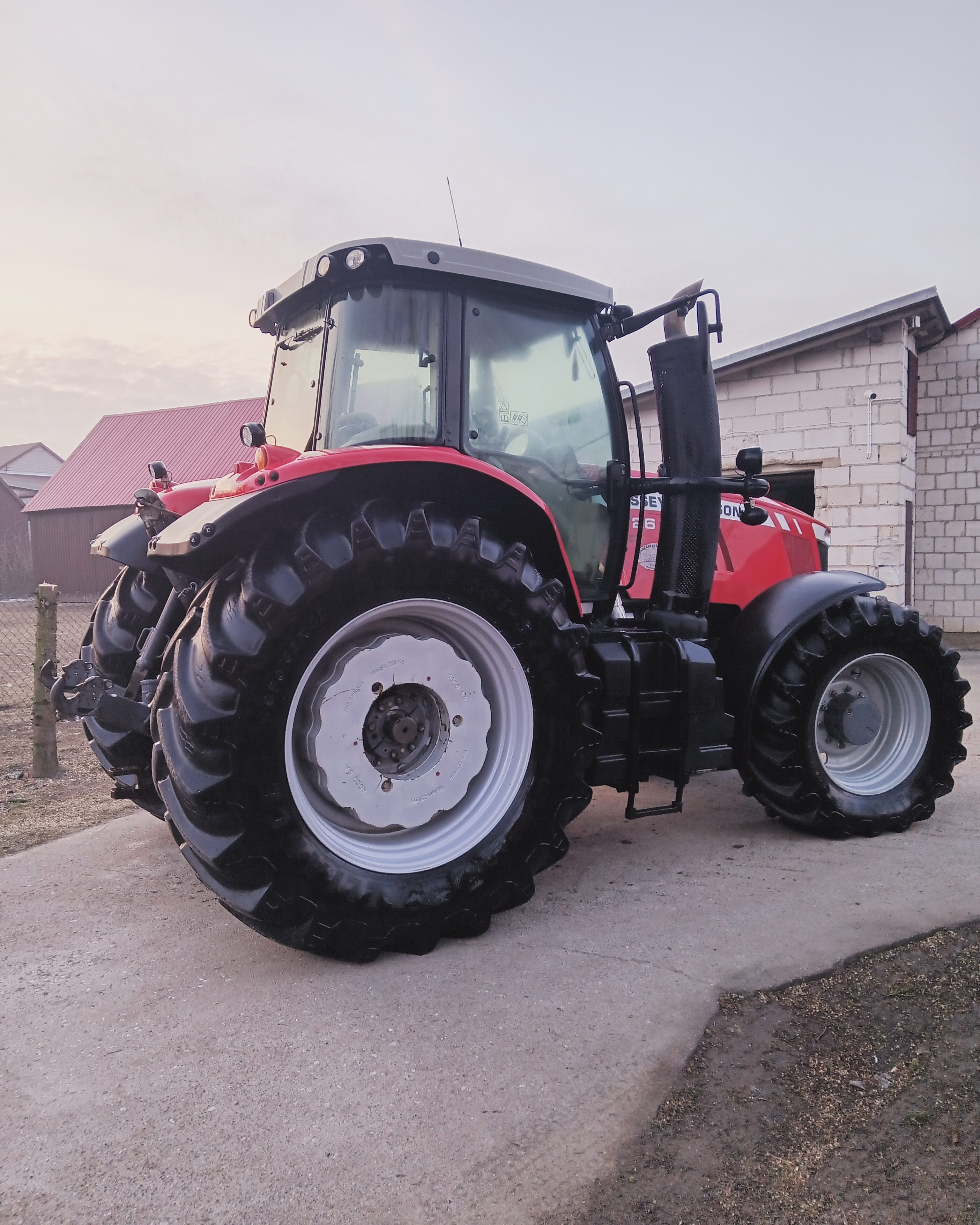 Massey Ferguson 7726 dyna6