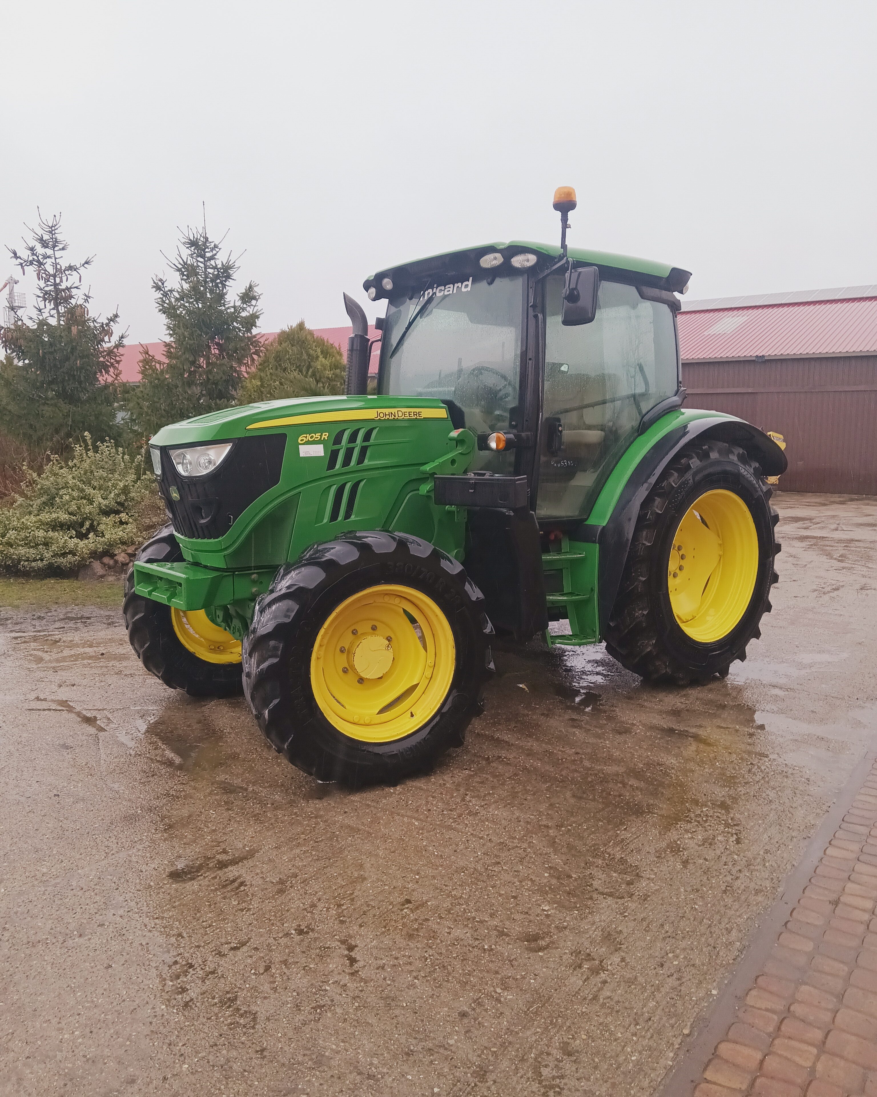John Deere 6105