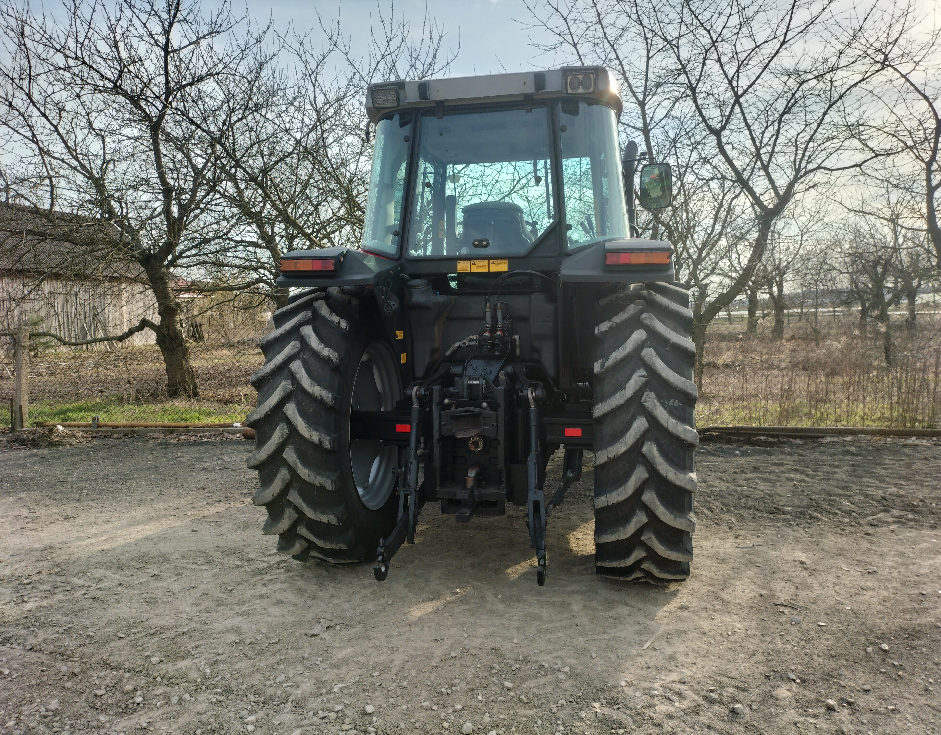 Massey Ferguson 6255