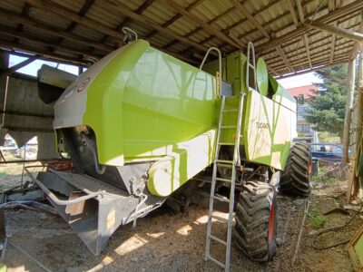 Claas Tucano 450