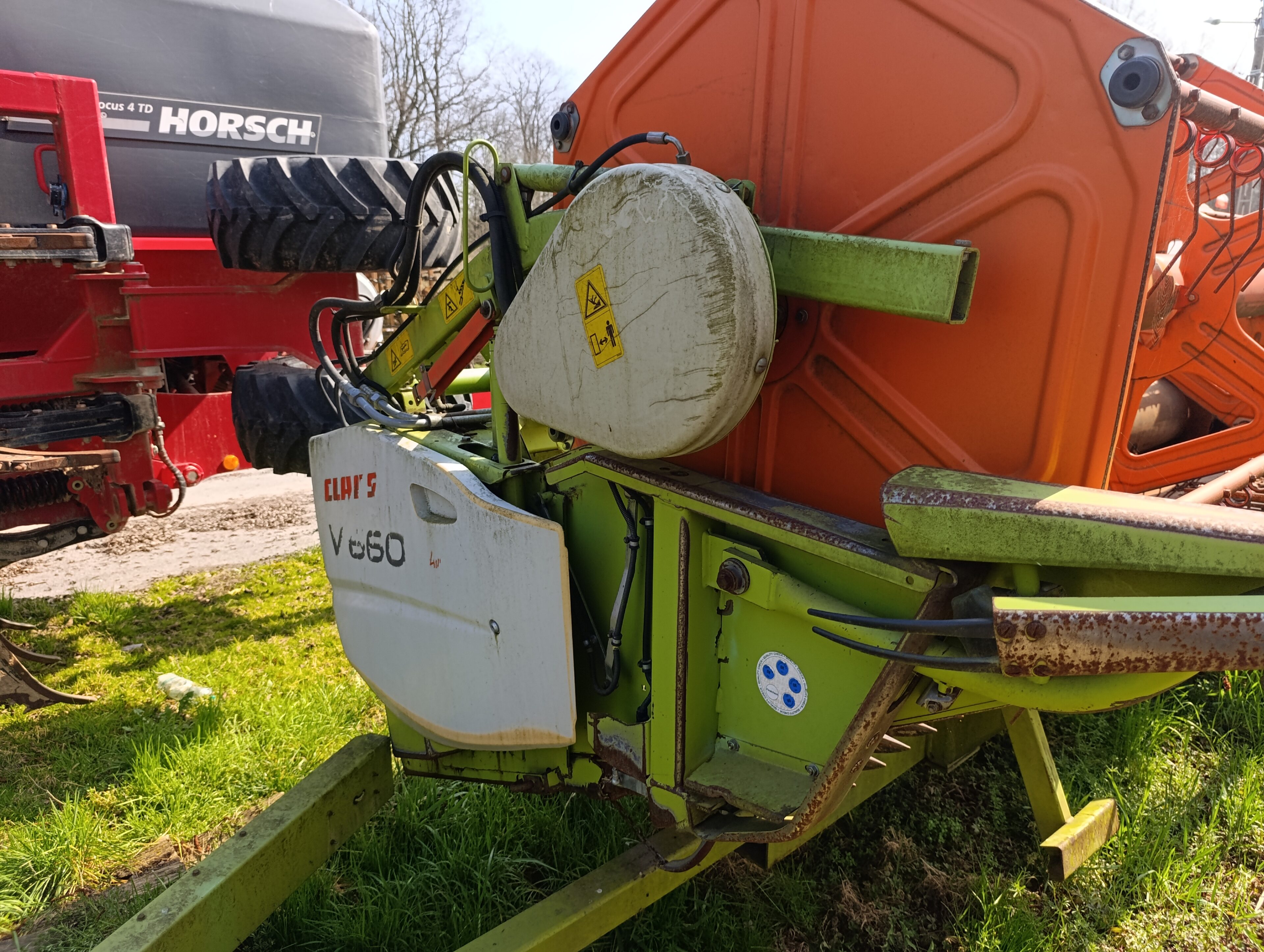Claas Tucano 450