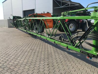 Opryskiwacz ux 4200 belka 36 m