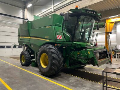 John Deere S 680 i Hillmaster