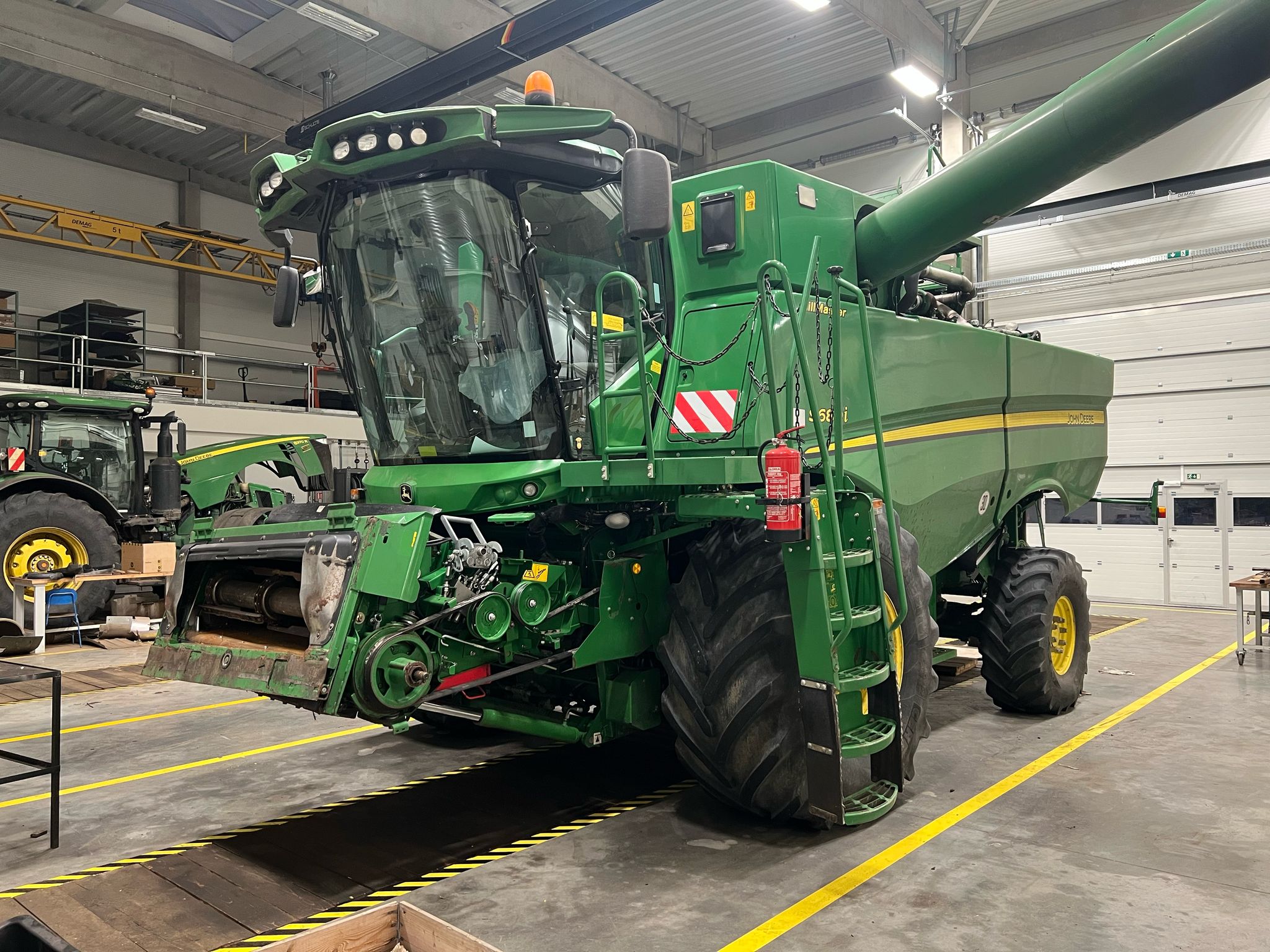 John Deere S 680 i Hillmaster