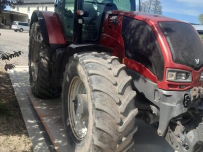 Valtra S352