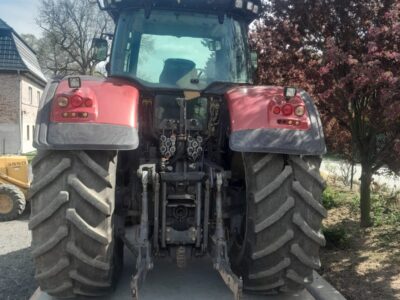 Valtra S352