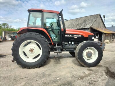 New Holland m100