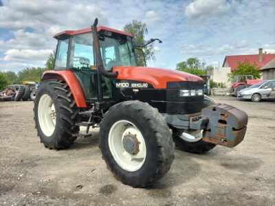 New Holland m100