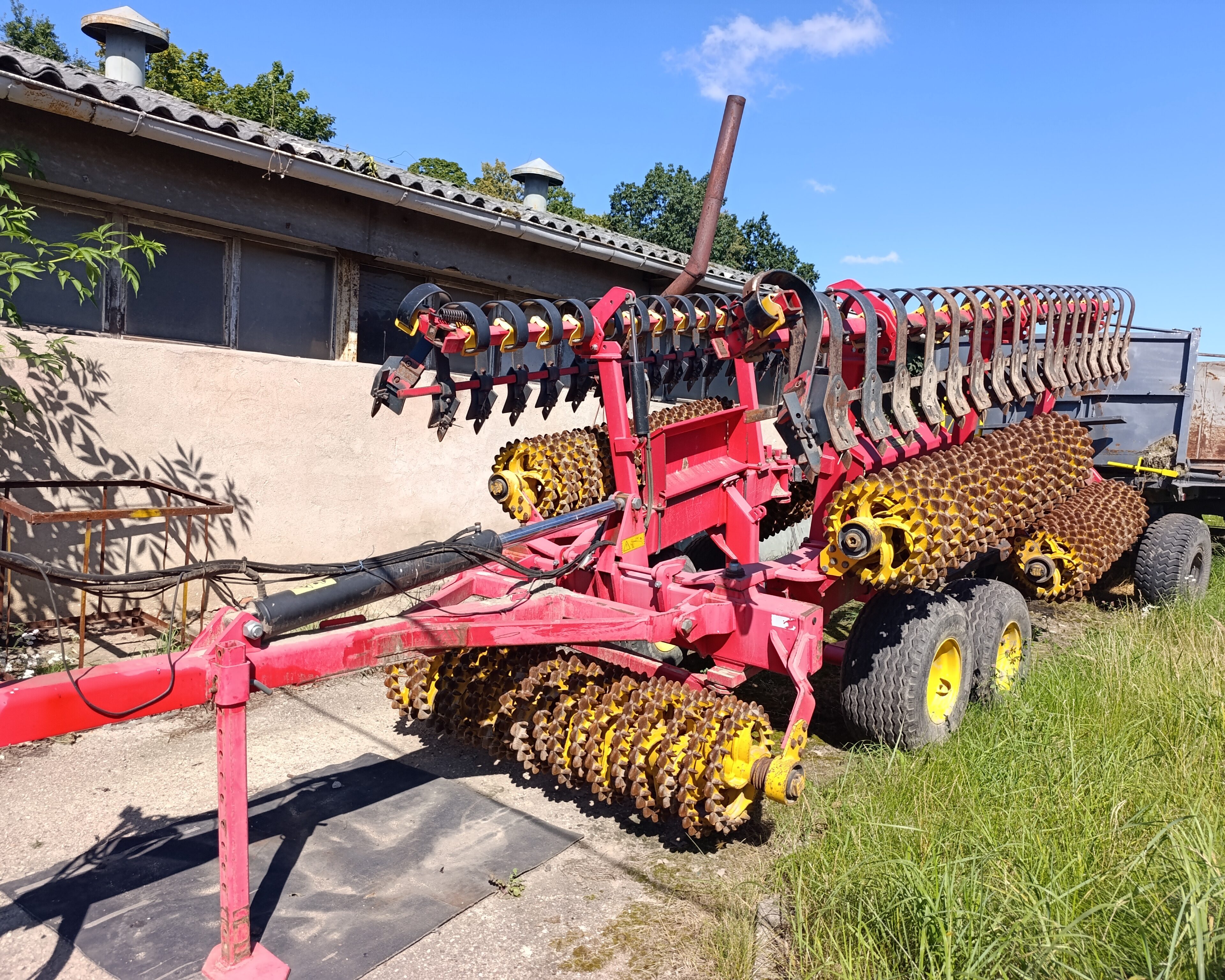 Wał uprawowy z włóką Vaderstadt Rexius 1020