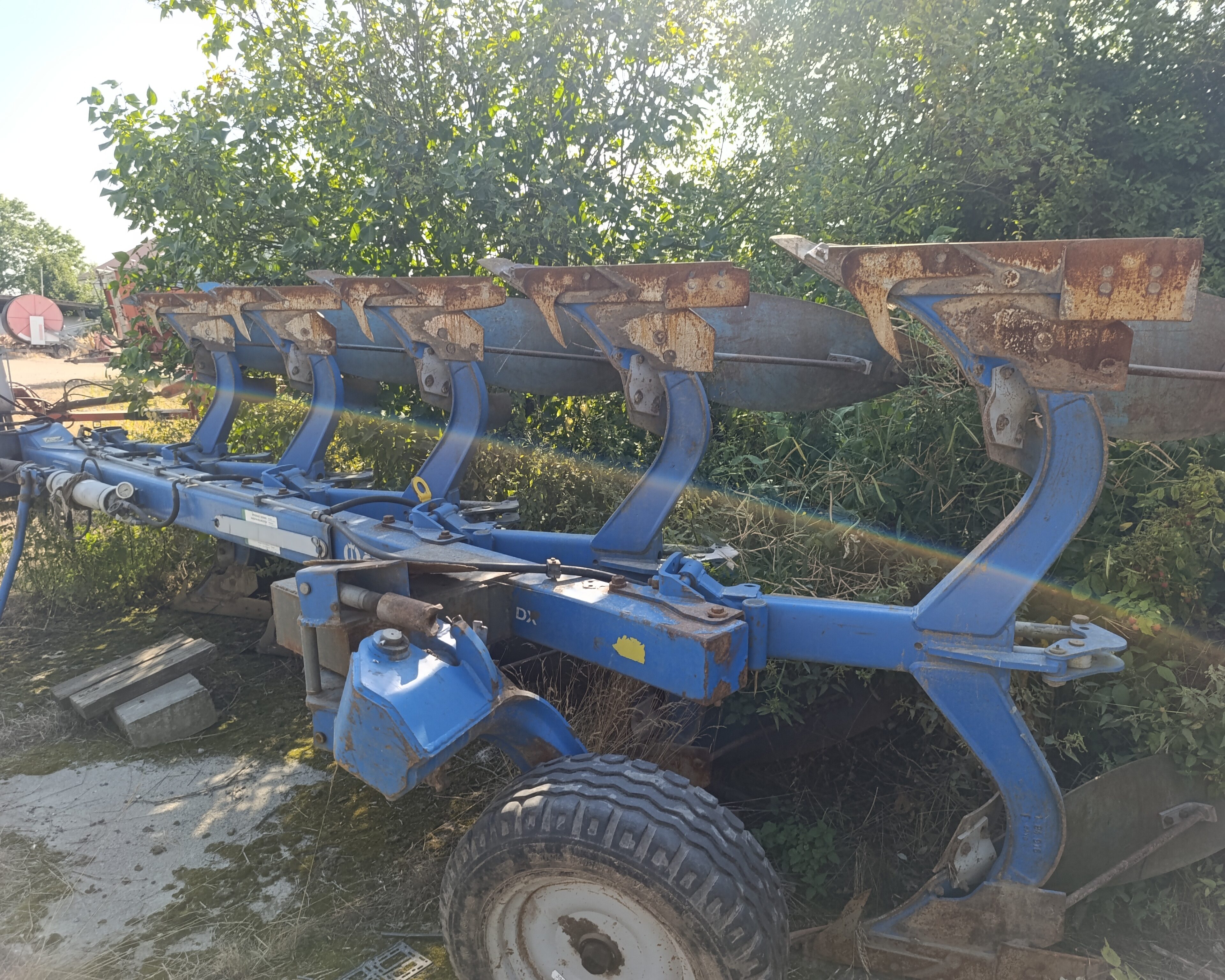 Pług obrotowy overum 5 skibowy