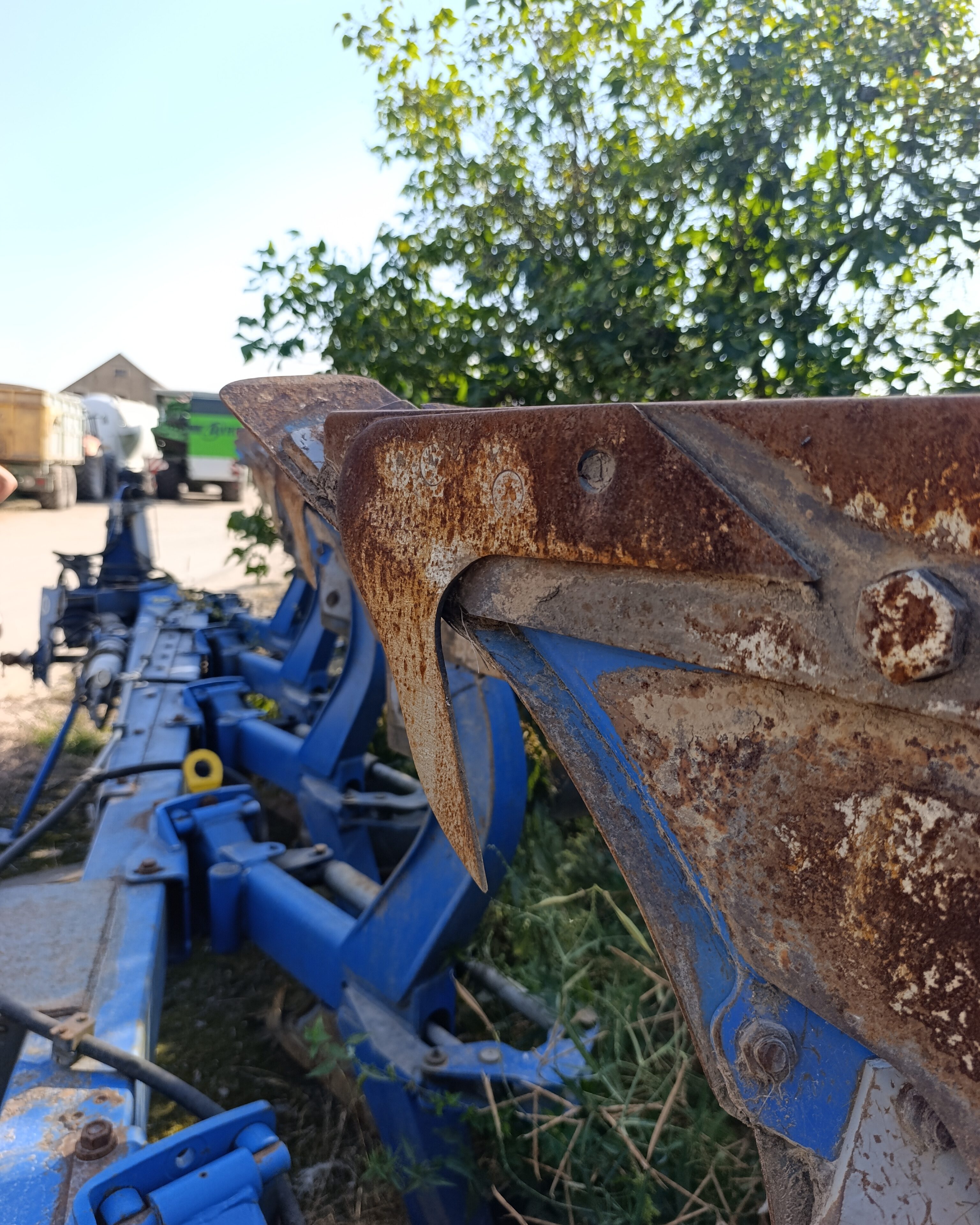 Pług obrotowy overum 5 skibowy