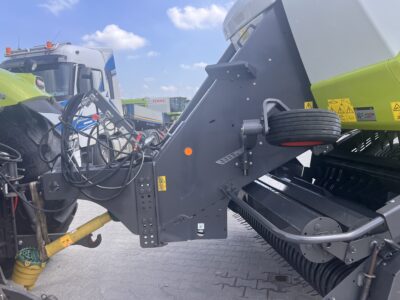 CLAAS QUADRANT 5300 RF