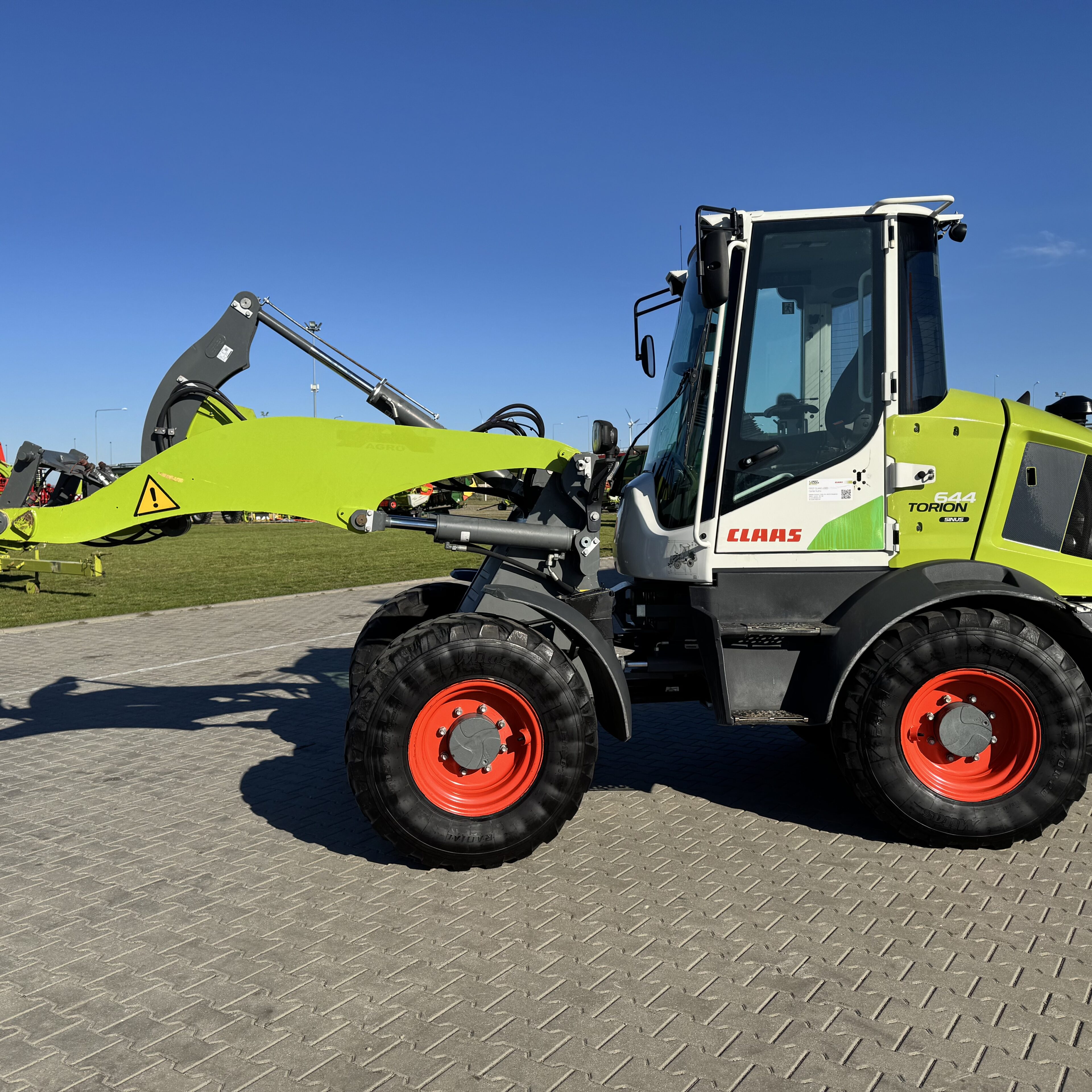 CLAAS TORION 644 SINUS Stage V