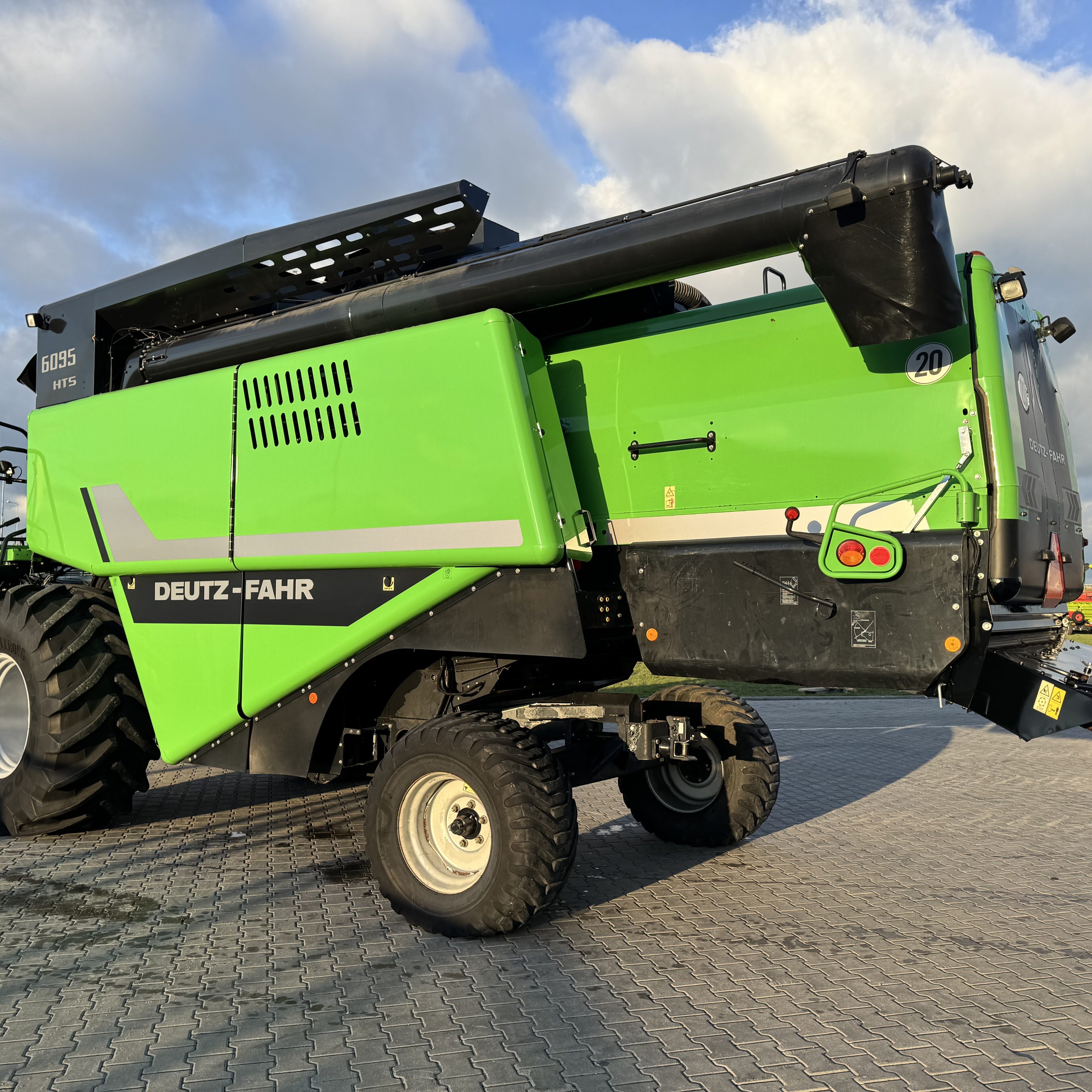 Deutz Fahr 6095 HTS heder BISO