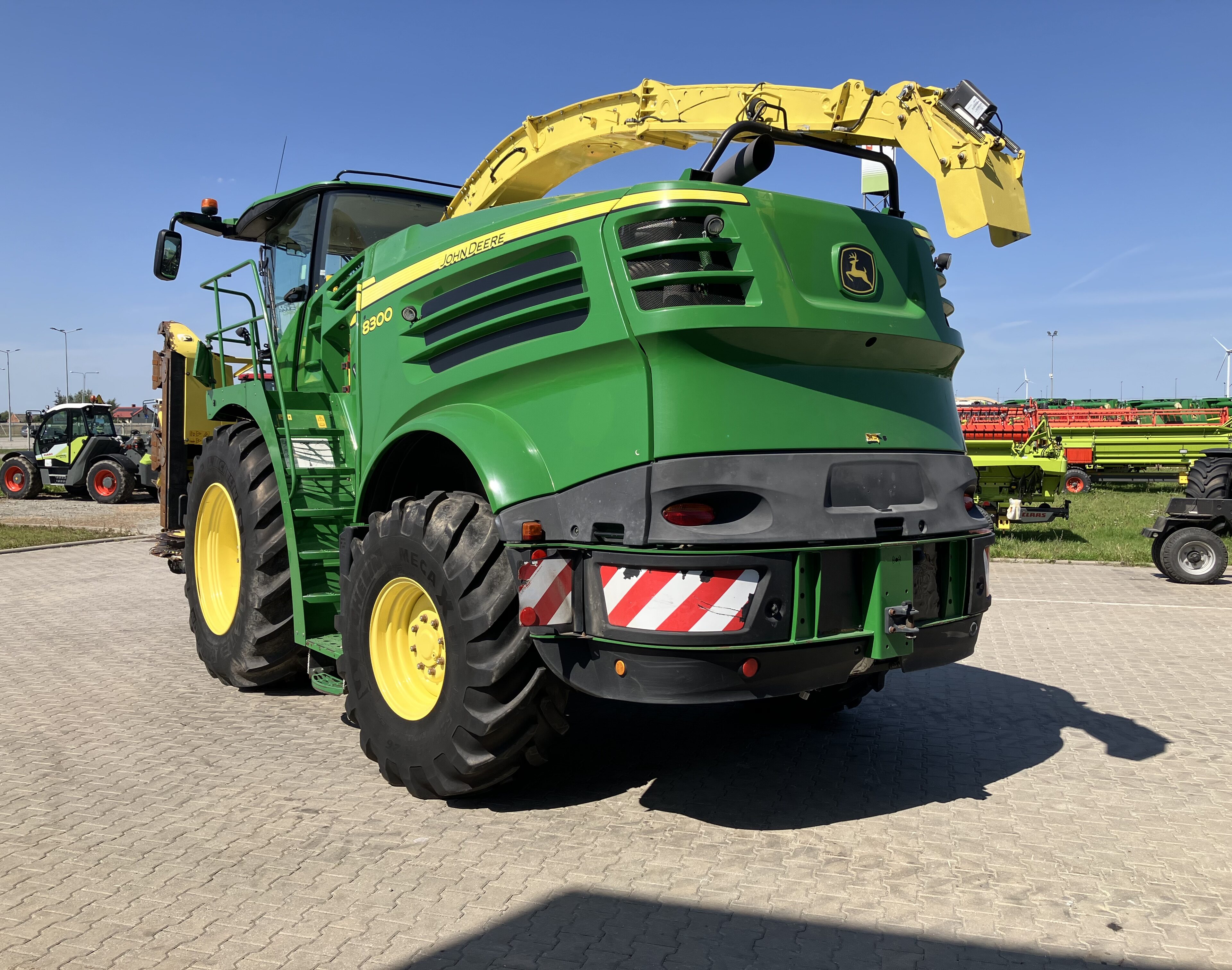 John Deere 8300