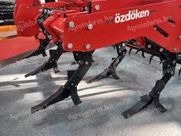 pług dłutowy Ozdoken Boltan-745 PRO