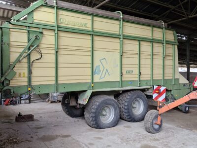 Przyczepa samozbierająca Krone 4 XL - go 2002rok