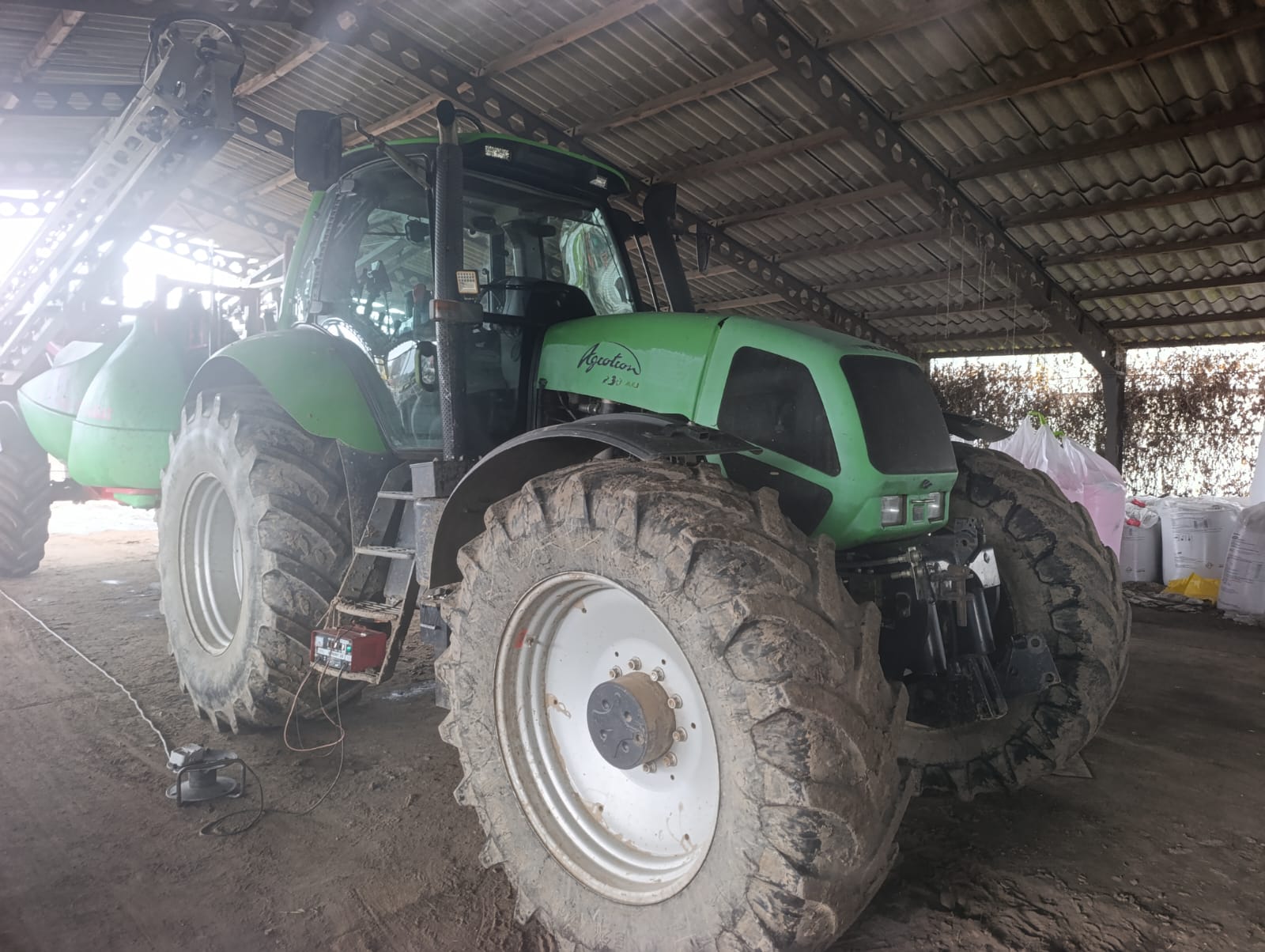 Deutz-Fahr Agrotron 230