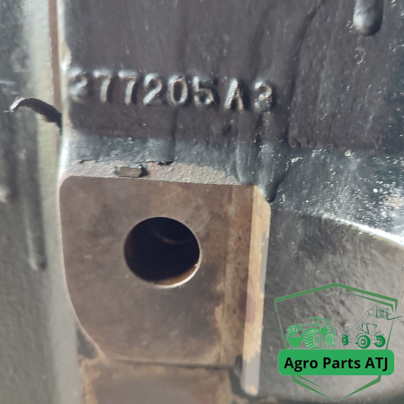 Tylny most CNH 84370500 84385959 408722A3 Case Magnum 310