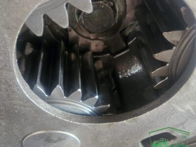 Zwolnica tylna 4361994HO1 Reduktor 4304304M12 Massey Ferguson 7619