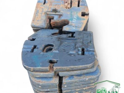 Obciążniki przednie balast 87353832 New Holland 8870