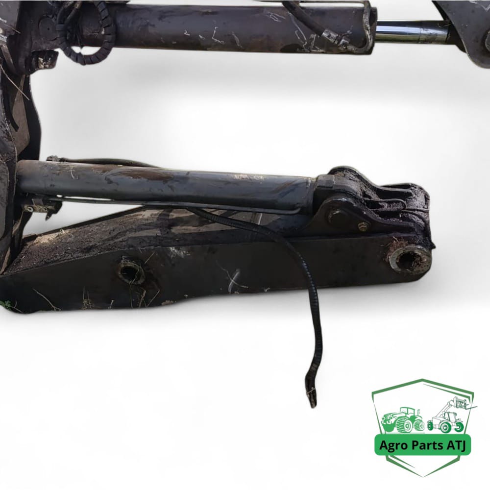 Wysięgnik / maszt roboczy kompletny – MECALAC 12 MTX 4.5