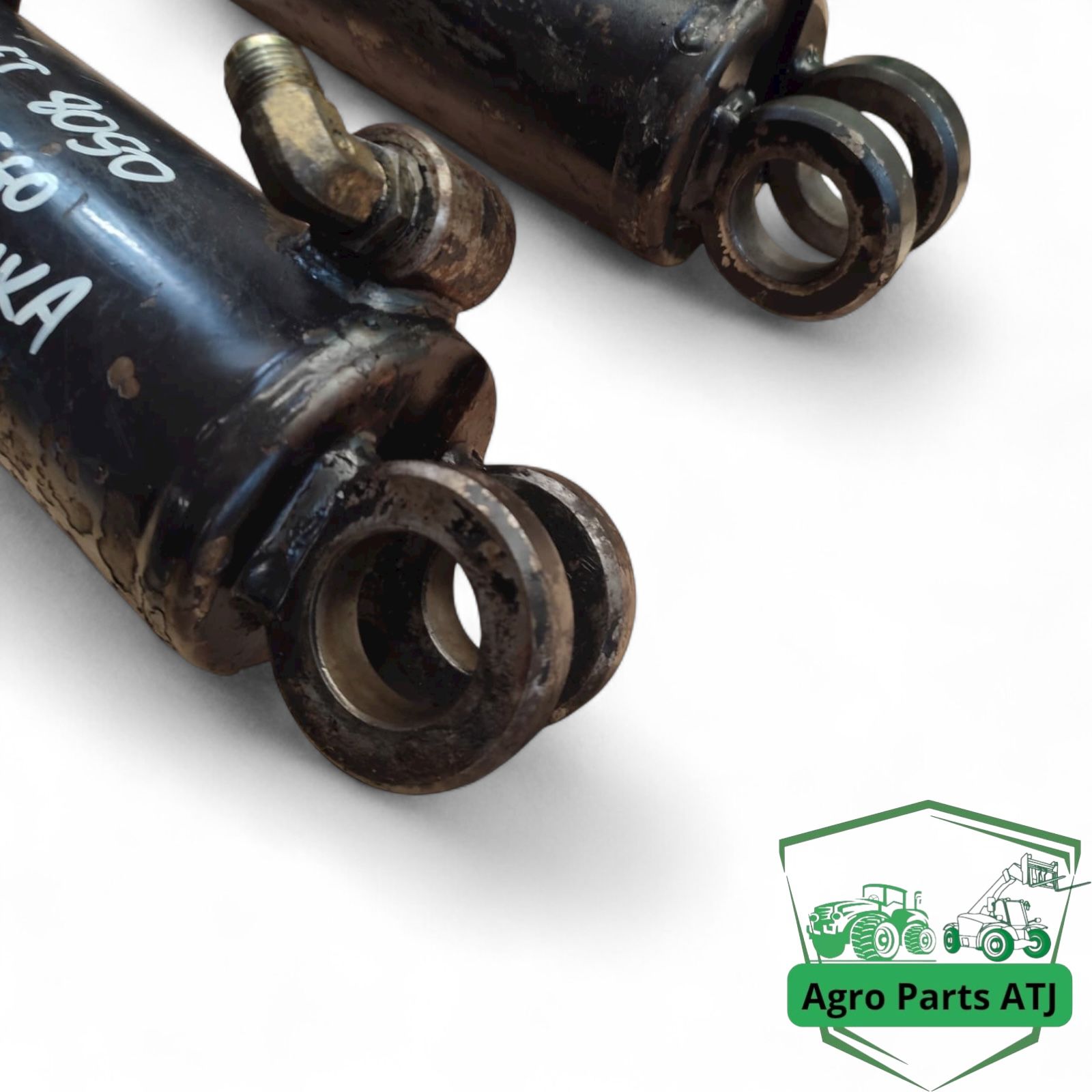 Siłownik hydrauliczny tylnego podnośnika Valmet / Valtra