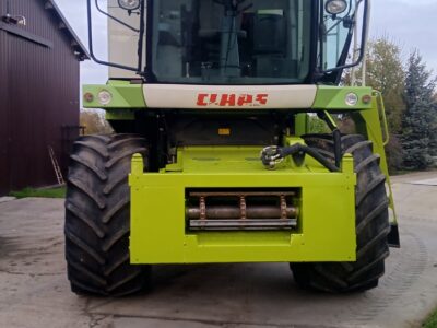Claas Avero 240
