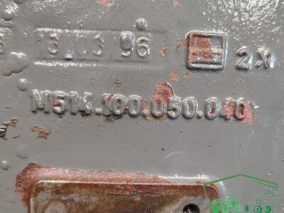 Pokrywa / dekiel skrzyni M514100050040 Fendt 512 Favorit