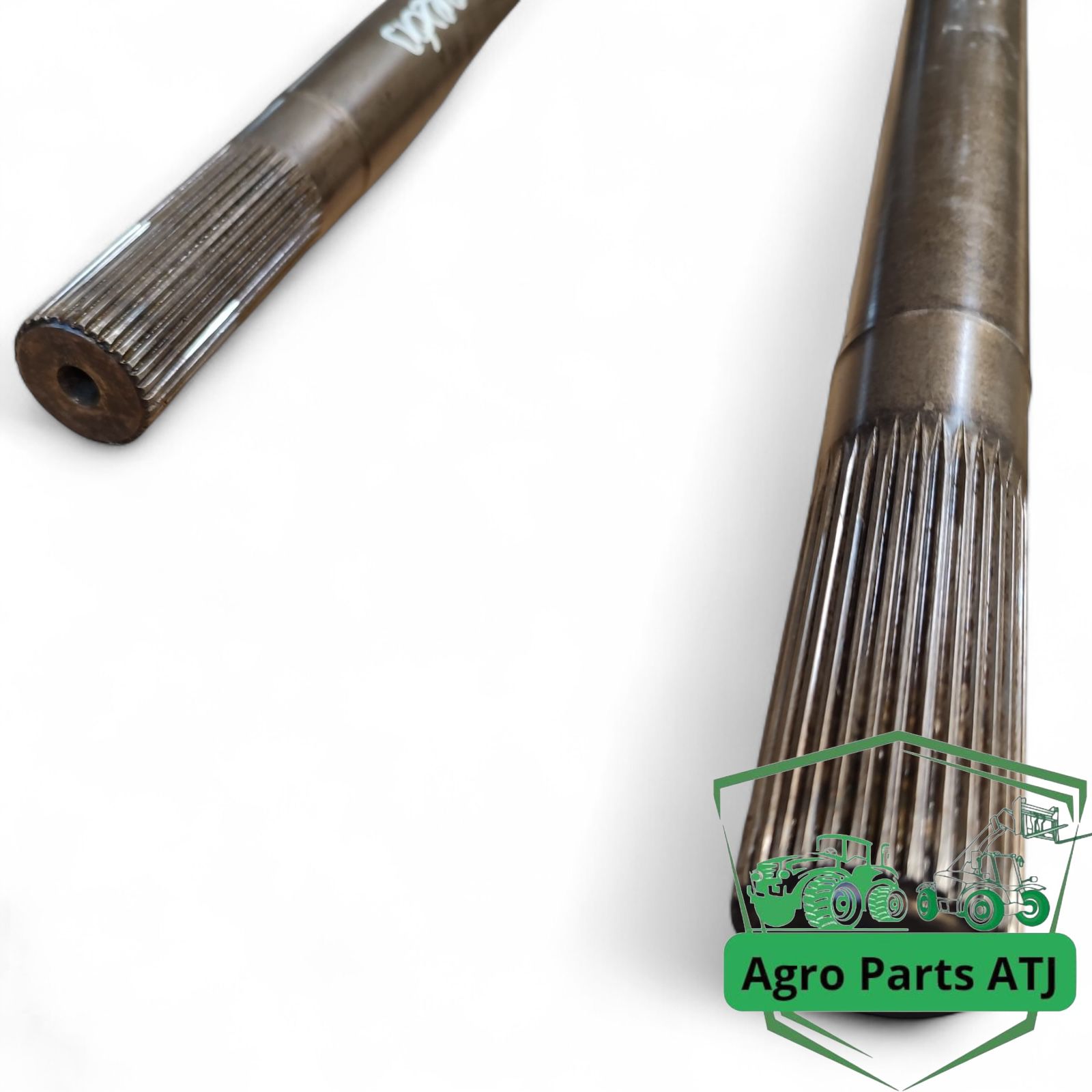 Kompletna półoś przednia 914/K8881 JCB Fastrac 4220