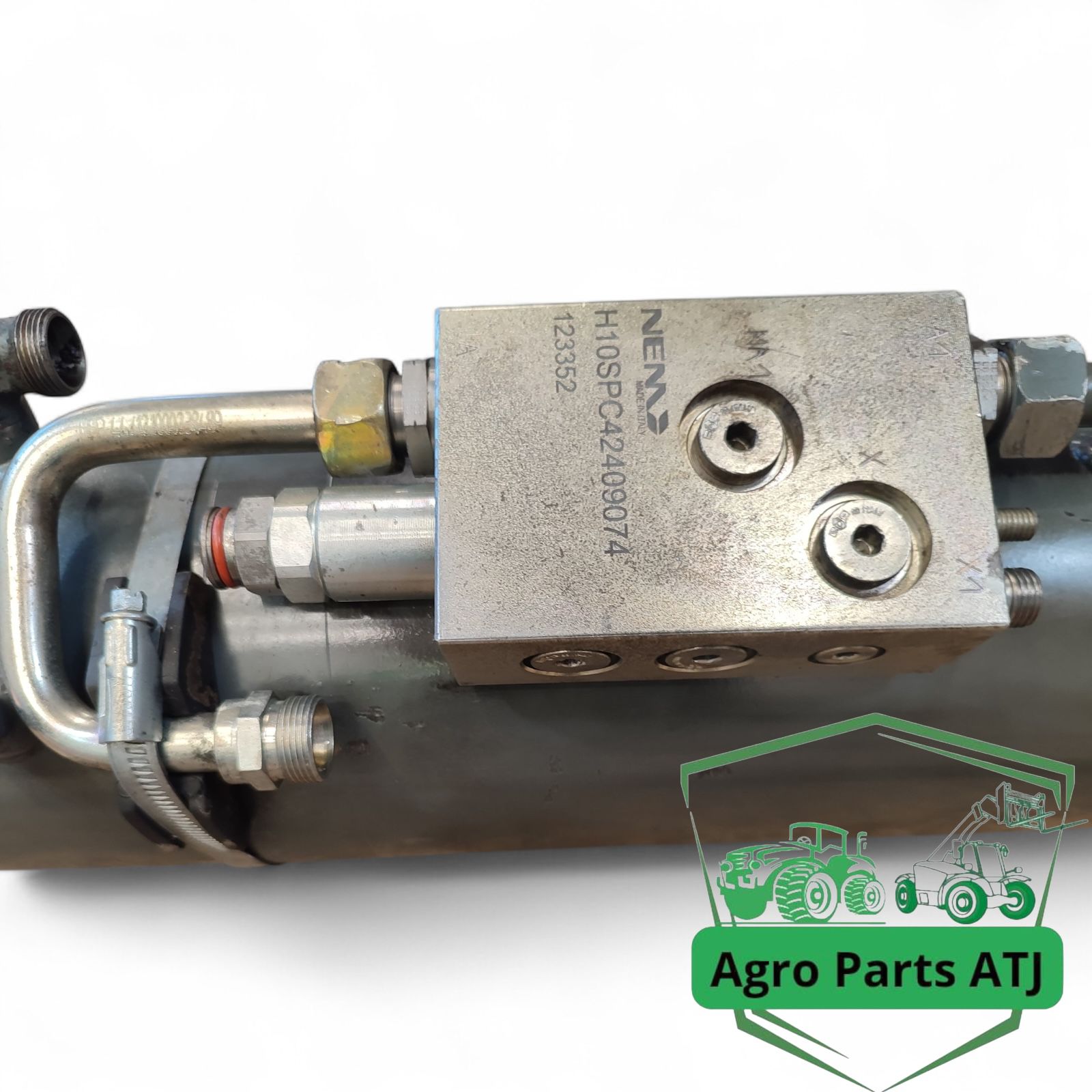 Siłownik poziomowania łyżki Claas Scorpion 6030 CP